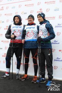 Pamiątkowe zdjęcie poszczególnych sztafet